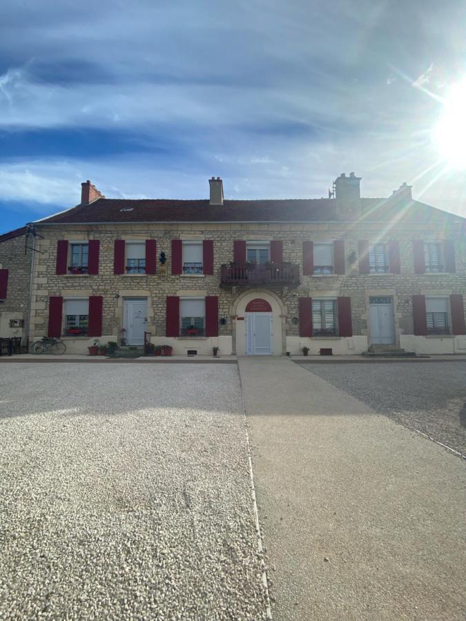 La Residence Du Canal De Bourgogne 몽바르 외부 사진